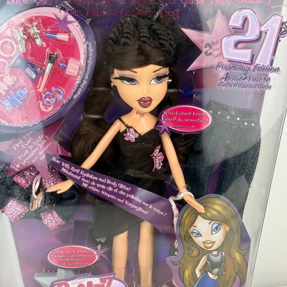 Bratz Girls Nite Out 21st Birthday Edition Fashion Doll Dona - New In Box - Picture 3 of 6